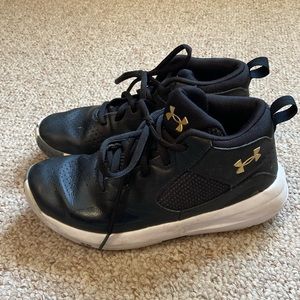 Under Armour 3Y High Top Basketball Shoes